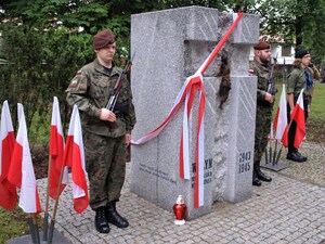 Odsłonięcie bielskiego pomnika Polaków zamordowanych na Wołyniu.