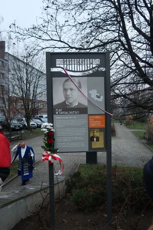 Odsłonięcie tablicy poświęconej Władysławowi Targalskiemu w Bytomiu.