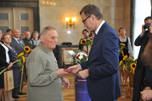 Ceremonia wręczenia odznaczeń przez Prezesa Instytutu Pamięci Narodowej dr. Jarosława Szarka.