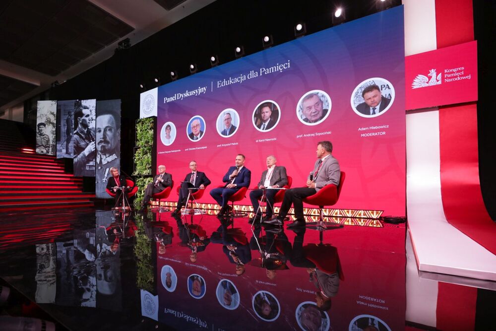 Panel dyskusyjny „Edukacja dla pamięci" podczas Kongresu Pamięci Narodowej – Warszawa, 13 kwietnia 2023. Fot. Mikołaj Bujak (IPN)