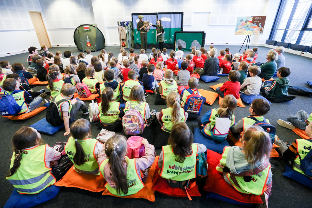 Spektakle „Miś Wojtek” na Kongresie Pamięci Narodowej – Warszawa, 13 kwietnia 2023. Fot. Sławek Kasper (IPN)