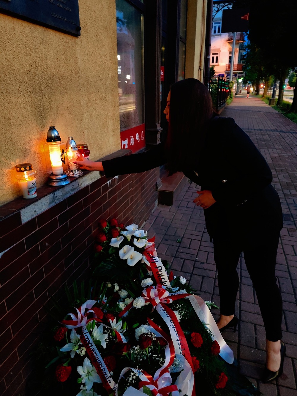 Znicze pamięci w 76. rocznicę śmierci rtm. Witolda Pileckiego – 25 maja 2024. Fot.: IPN