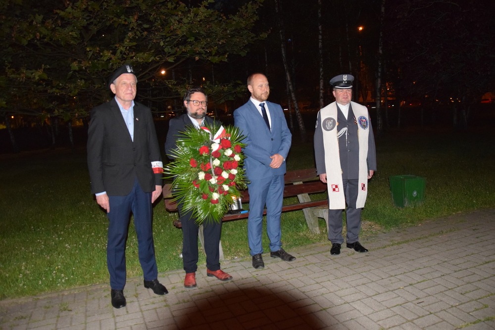 Znicze pamięci w 76. rocznicę śmierci rtm. Witolda Pileckiego – 25 maja 2024. Fot.: IPN