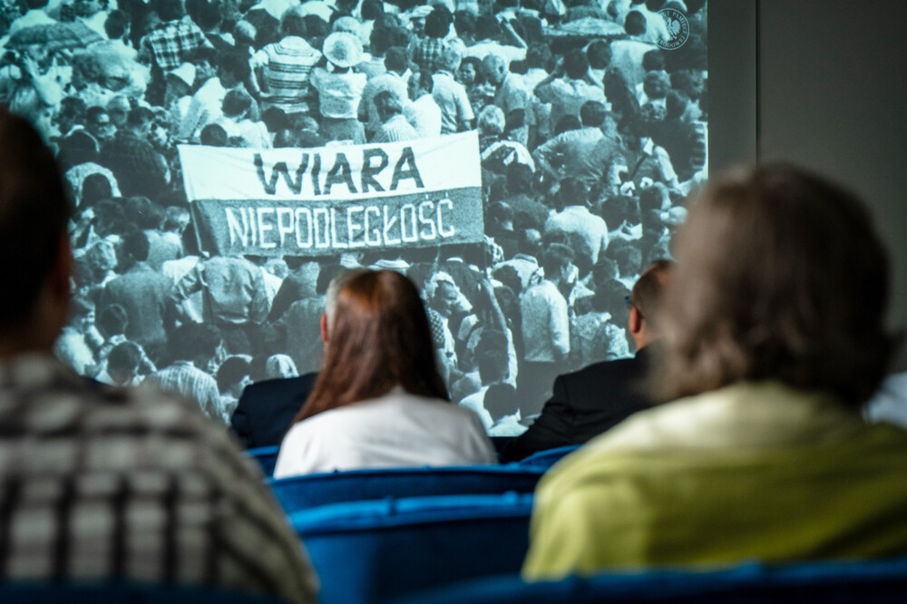 Instytut Pamięci Narodowej zaprezentował w Częstochowie wystawę „Gaude Mater Polonia. Jan Paweł II w Ojczyźnie. 2–10 czerwca 1979” - Częstochowa, 4, 5 czerwca 2024. Fot.: IPN K. Łojko
