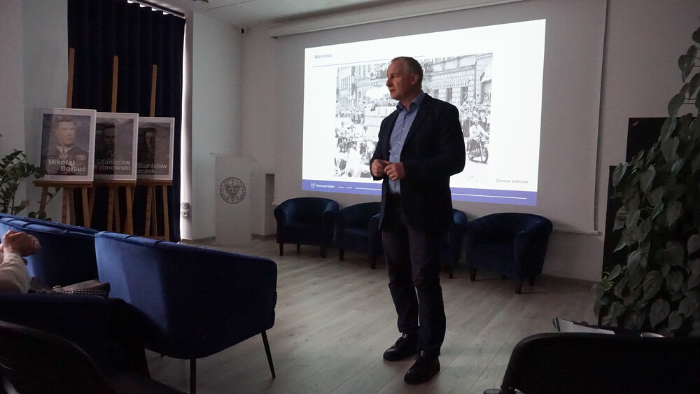 Wykład dr hab. Jarosława Durki, prof. Uniwersytetu Kaliskiego pt. "Władze komunistyczne wobec pobytu Jana Pawła II w Częstochowie w czasie jego I pielgrzymki do Polski" - Częstochowa, 4 czerwca 2024. Fot.: Kinga Lis