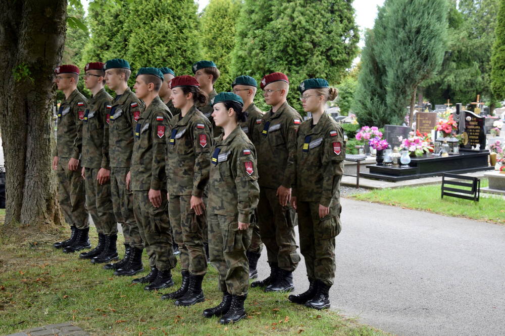 Uroczystość oznaczenia grobu powstańca śląskiego śp. Macieja Dedy znakiem pamięci „Tobie Polsko”. - Tychy, 7 czerwca 2024. Fot.: D. Mikoda IPN
