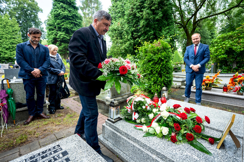 Uroczystość oznaczenia grobu powstańca śląskiego śp. ppor. Ignacego Budnego znakiem pamięci „Tobie Polsko” - Gliwice, 10 czerwca 2024. Fot.: IPN K. Łojko