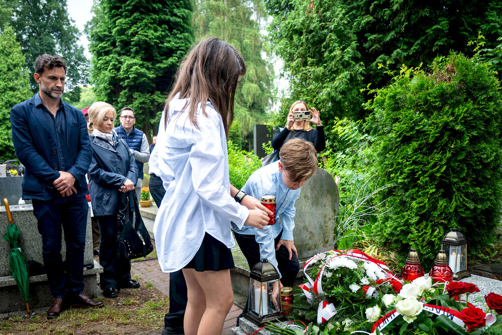 Uroczystość oznaczenia grobu powstańca śląskiego śp. ppor. Ignacego Budnego znakiem pamięci „Tobie Polsko” - Gliwice, 10 czerwca 2024. Fot.: IPN K. Łojko