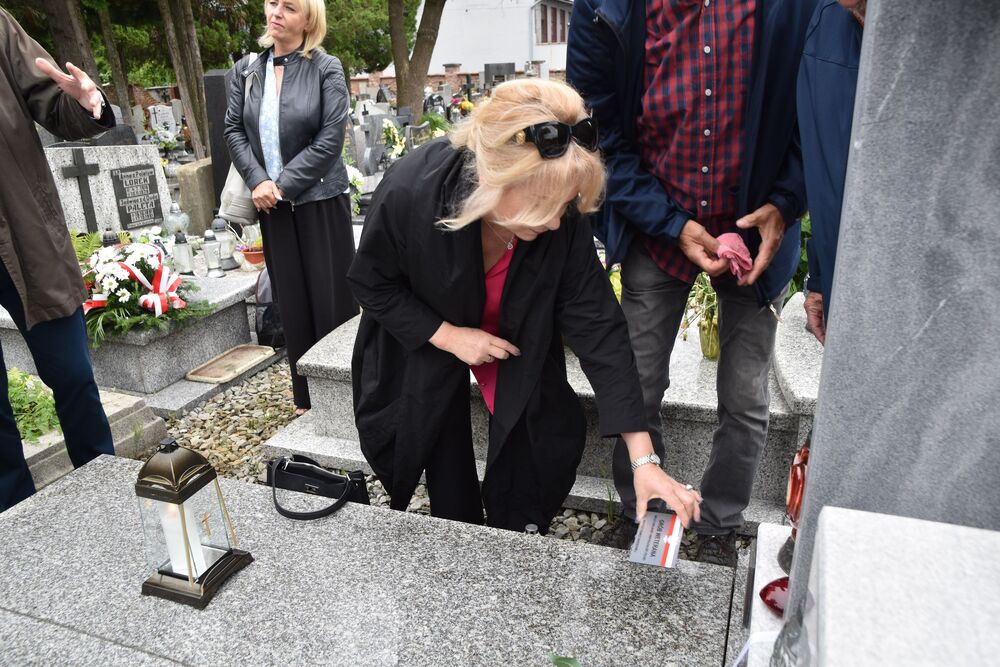 Uroczystość oznaczenia grobu śp. Tadeusza Pietrzykowskiego znakiem pamięci „Grób weterana walk o wolności niepodległość Polski” – Bielsko-Biała, 13 czerwca 2024. Fot.: IPN J. Kwaśniewicz