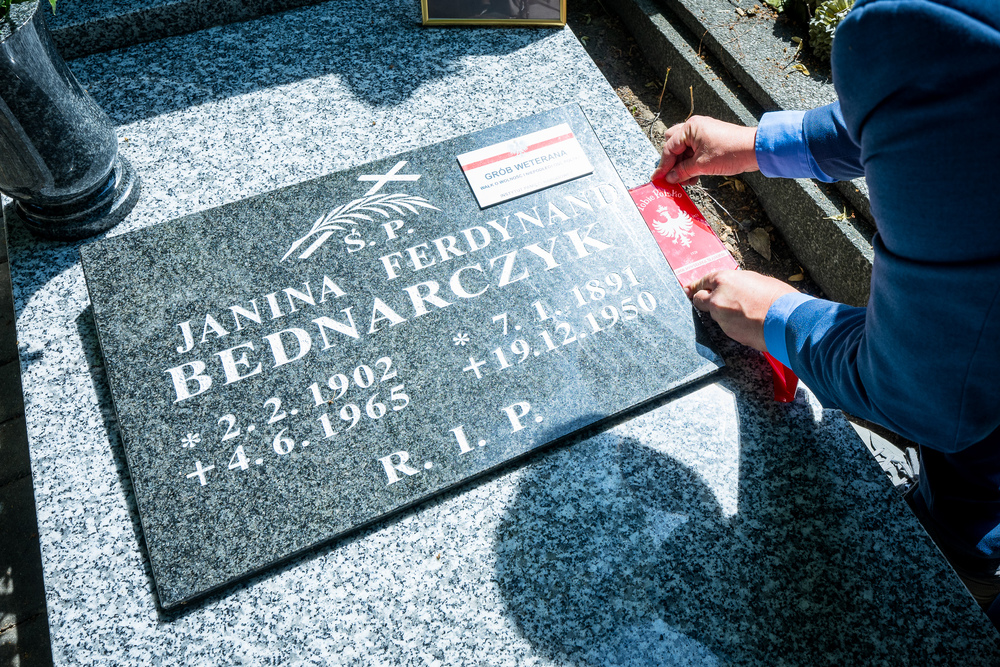 Uroczystość oznaczenia grobu powstańca śląskiego śp. Ferdynanda Bednarczyka znakiem pamięci „Tobie Polsko” – Siemianowice Śląskie, 14 czerwca 2024. Fot.: IPN K. Łojko