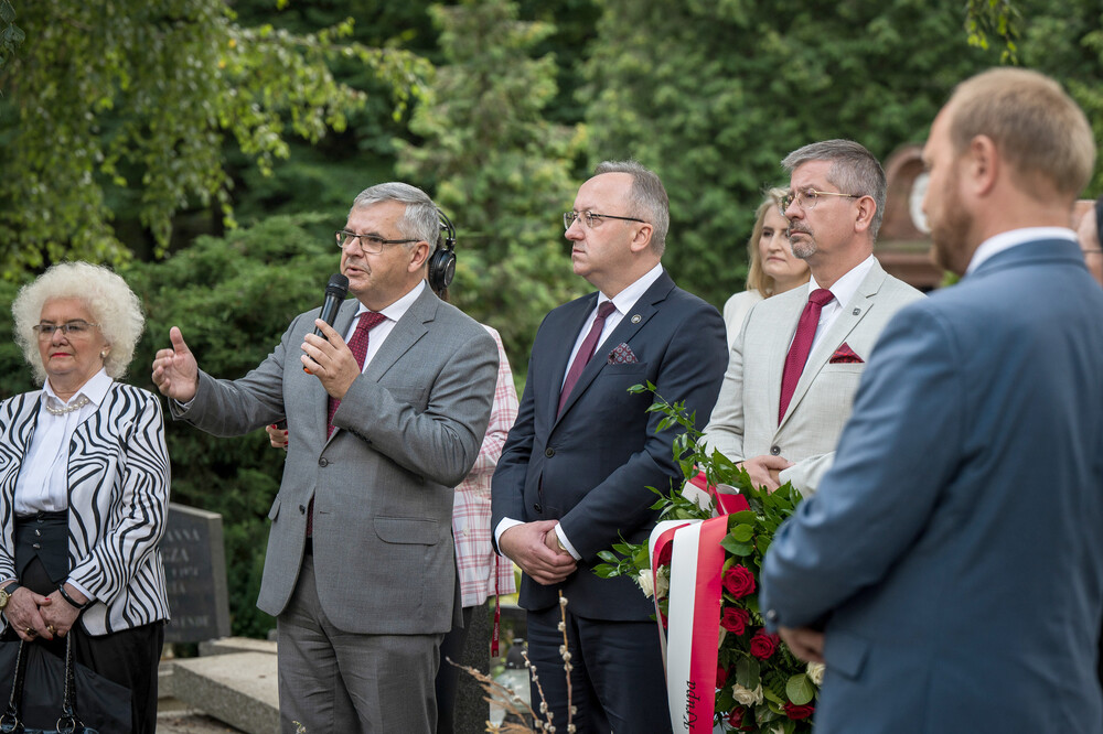 Uroczystość oznaczenia grobu powstańca śląskiego śp. Franciszka Poloczka znakiem pamięci „Tobie Polsko” – Katowice, 5 lipca 2024. Fot.: IPN K. Łojko