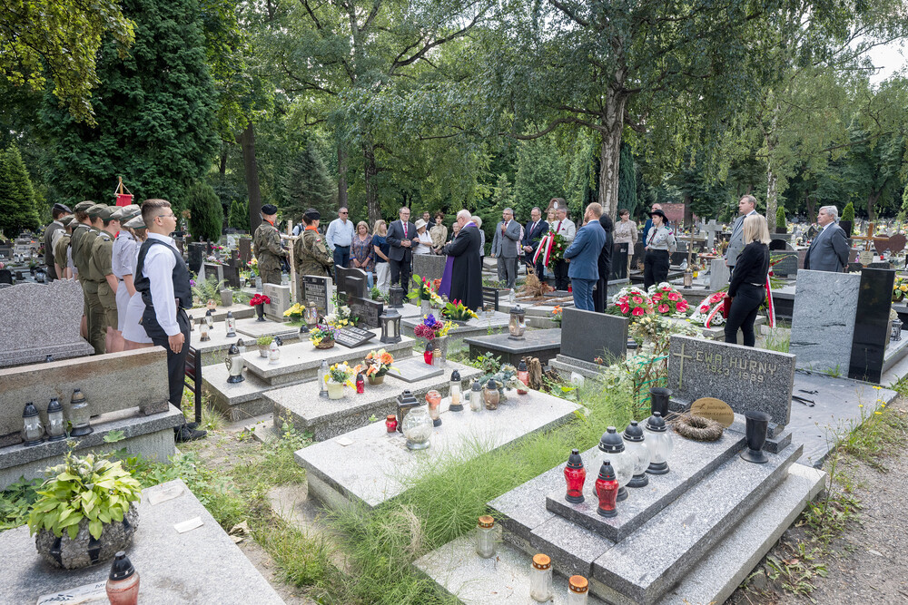 Uroczystość oznaczenia grobu powstańca śląskiego śp. Franciszka Poloczka znakiem pamięci „Tobie Polsko” – Katowice, 5 lipca 2024. Fot.: IPN K. Łojko