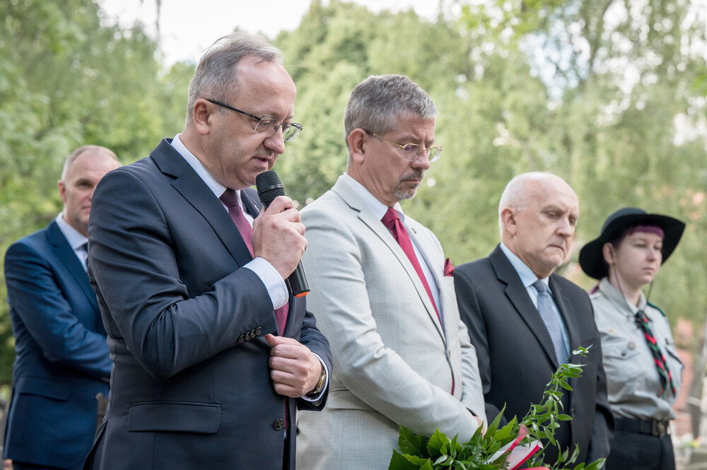Uroczystość oznaczenia grobu powstańca śląskiego śp. Franciszka Poloczka znakiem pamięci „Tobie Polsko” – Katowice, 5 lipca 2024. Fot.: IPN K. Łojko