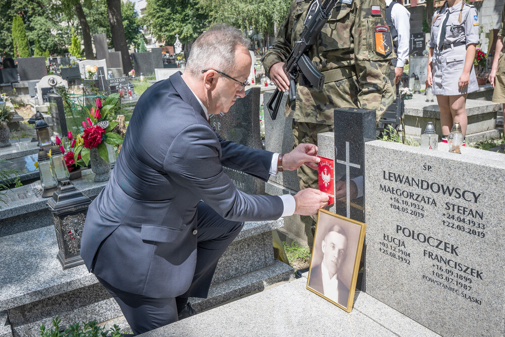 Uroczystość oznaczenia grobu powstańca śląskiego śp. Franciszka Poloczka znakiem pamięci „Tobie Polsko” – Katowice, 5 lipca 2024. Fot.: IPN K. Łojko