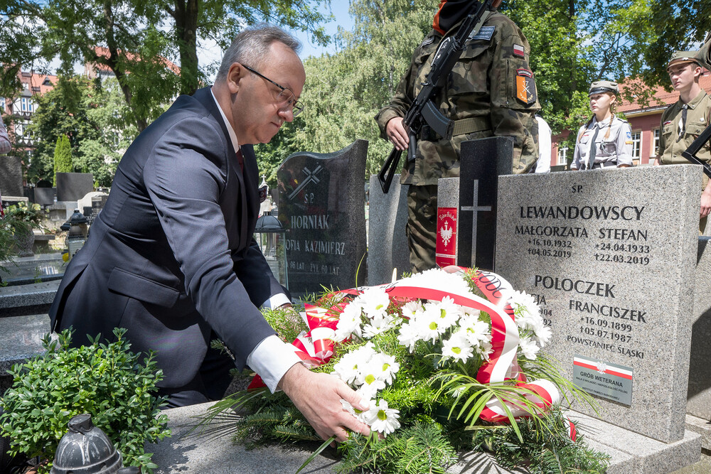 Uroczystość oznaczenia grobu powstańca śląskiego śp. Franciszka Poloczka znakiem pamięci „Tobie Polsko” – Katowice, 5 lipca 2024. Fot.: IPN K. Łojko