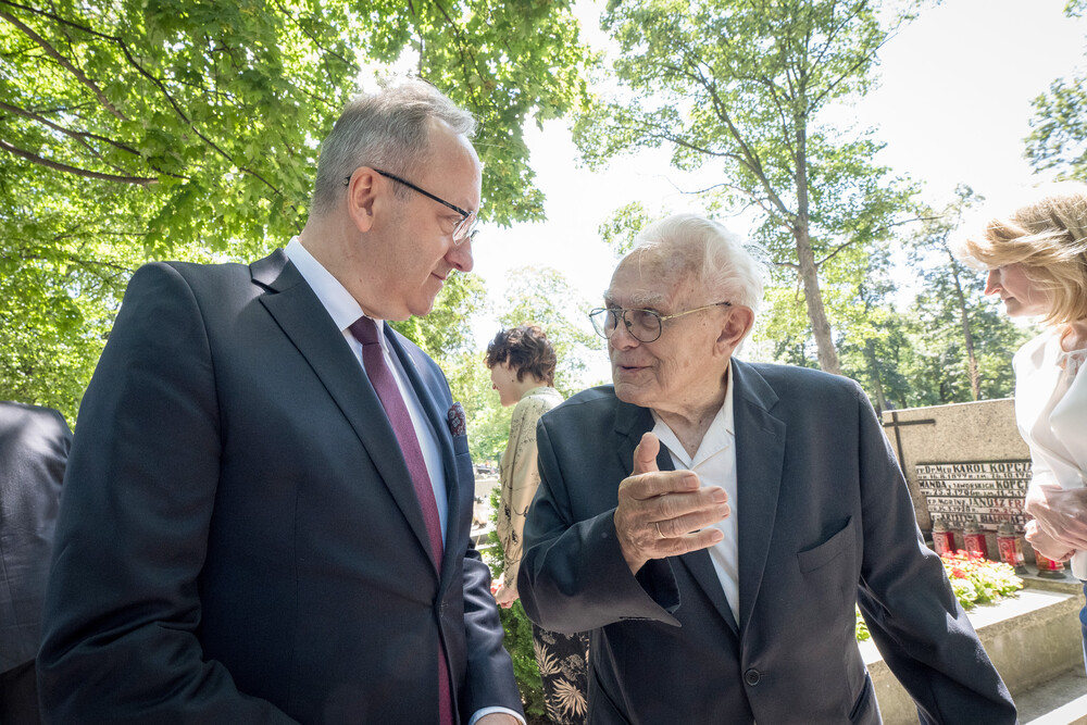 Uroczystość oznaczenia grobu powstańca śląskiego śp. Franciszka Poloczka znakiem pamięci „Tobie Polsko” – Katowice, 5 lipca 2024. Fot.: IPN K. Łojko