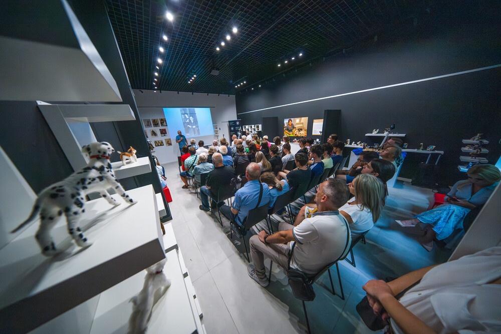 Prelekcja dr. Tomasza Kurpierza „Henryk Sławik 1894-1944. Górnośląski Sprawiedliwy wśród Narodów Świata” – 7. edycja Przystanku Muzeum w Galerii Historii Miasta – Jastrzębie-Zdrój, 16 lipca 2024. Fot.: IPN K. Łojko