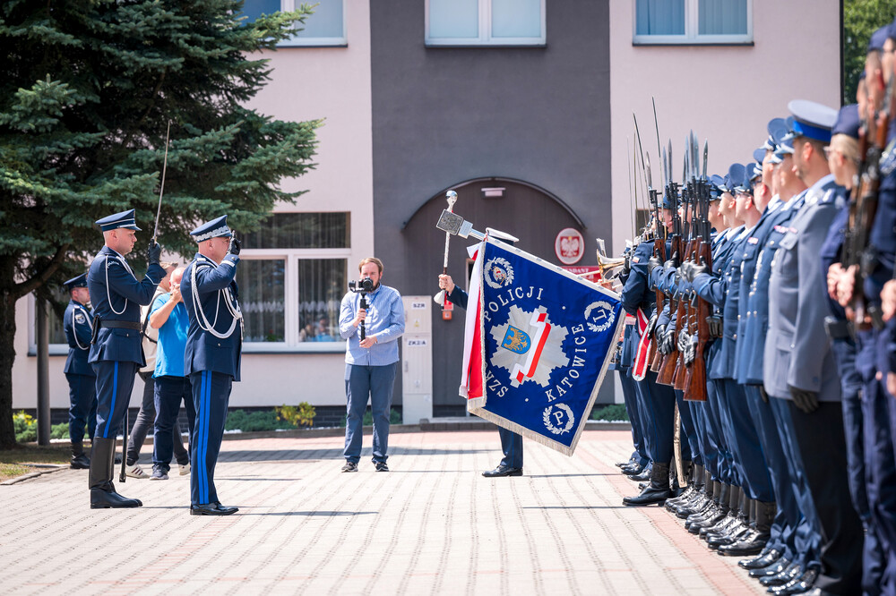 Uroczysty apel z okazji Święta Policji oraz 25-lecia utworzenia Szkoły Policji w Katowicach – Katowice, 26 lipca 2024. Fot.: IPN K. Łojko