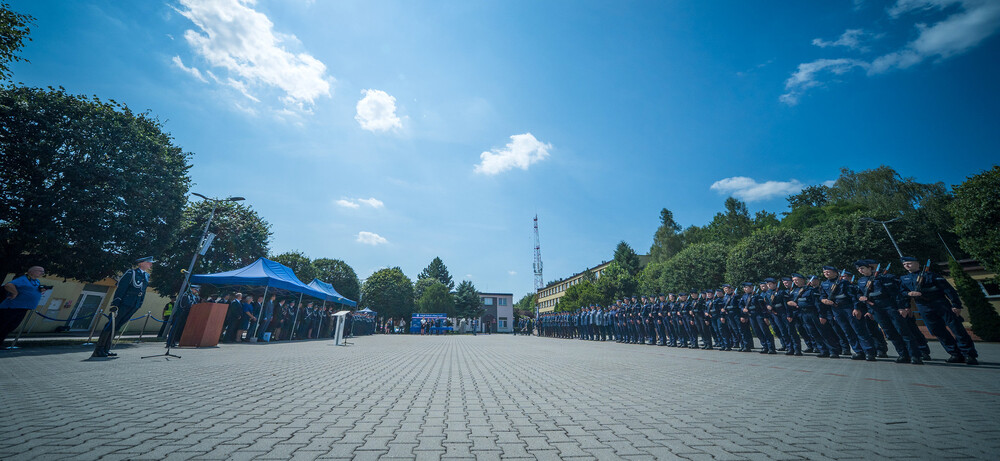 Uroczysty apel z okazji Święta Policji oraz 25-lecia utworzenia Szkoły Policji w Katowicach – Katowice, 26 lipca 2024. Fot.: IPN K. Łojko