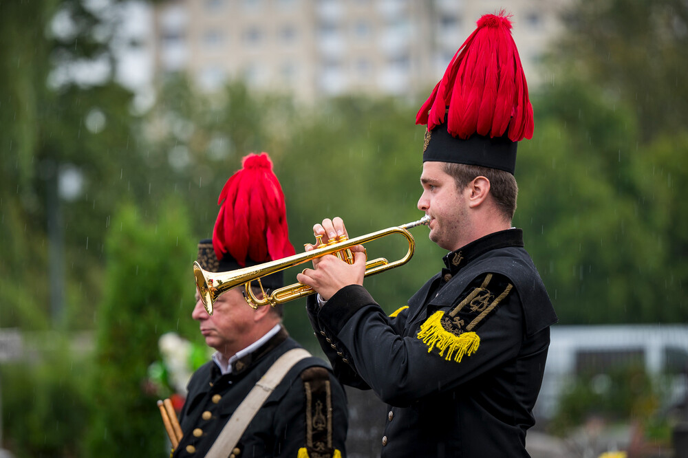 Uroczystość oznaczenia grobu śp. Janusza Nikodemskiego znakiem pamięci „Grób weterana walk o wolności niepodległość Polski” – w 80. rocznicę wybuchu Powstania Warszawskiego – Katowice, 1 sierpnia 2024. Fot.: IPN K. Łojko