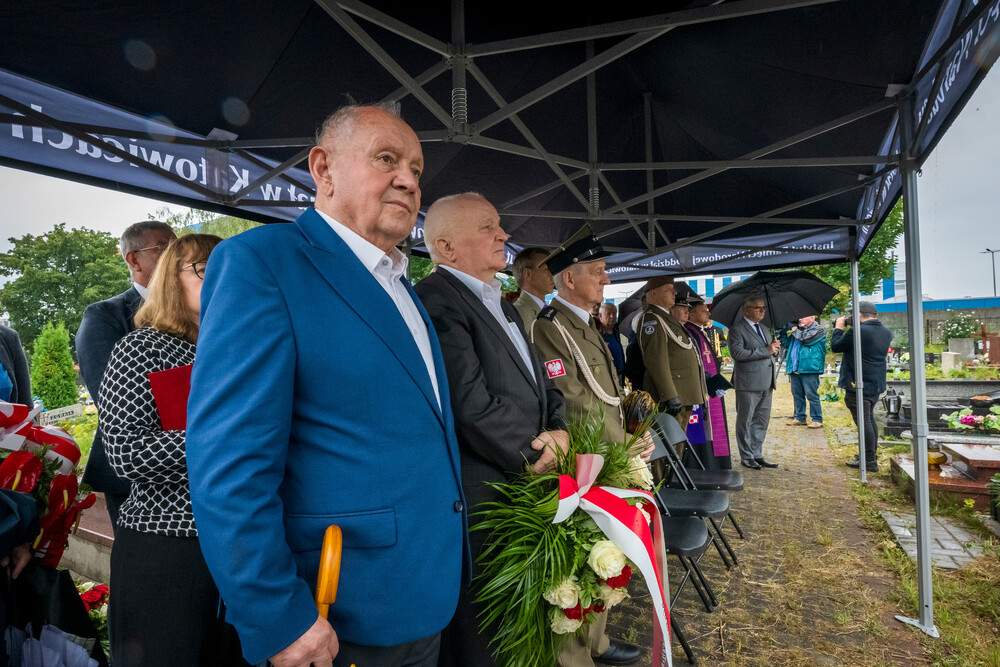 Uroczystość oznaczenia grobu śp. Janusza Nikodemskiego znakiem pamięci „Grób weterana walk o wolności niepodległość Polski” – w 80. rocznicę wybuchu Powstania Warszawskiego – Katowice, 1 sierpnia 2024. Fot.: IPN K. Łojko