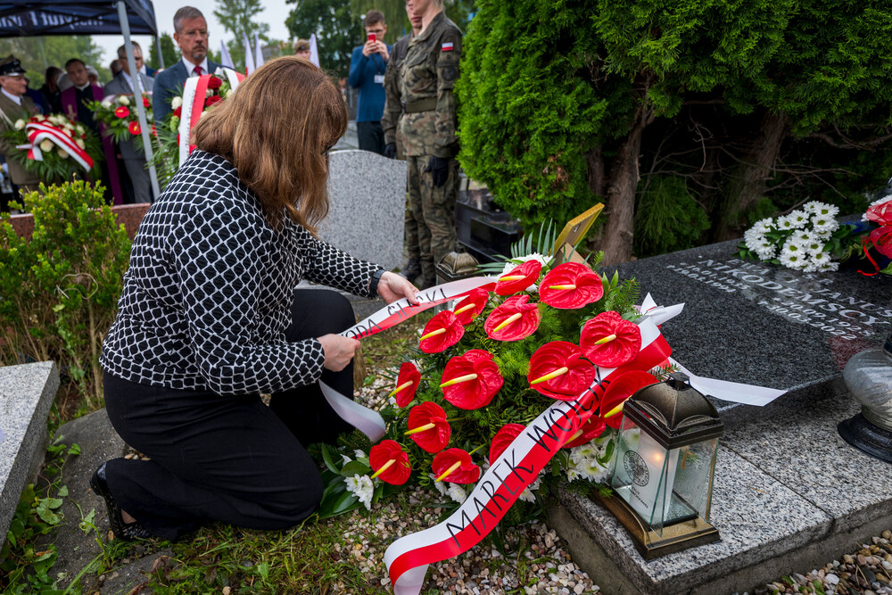 Uroczystość oznaczenia grobu śp. Janusza Nikodemskiego znakiem pamięci „Grób weterana walk o wolności niepodległość Polski” – w 80. rocznicę wybuchu Powstania Warszawskiego – Katowice, 1 sierpnia 2024. Fot.: IPN K. Łojko