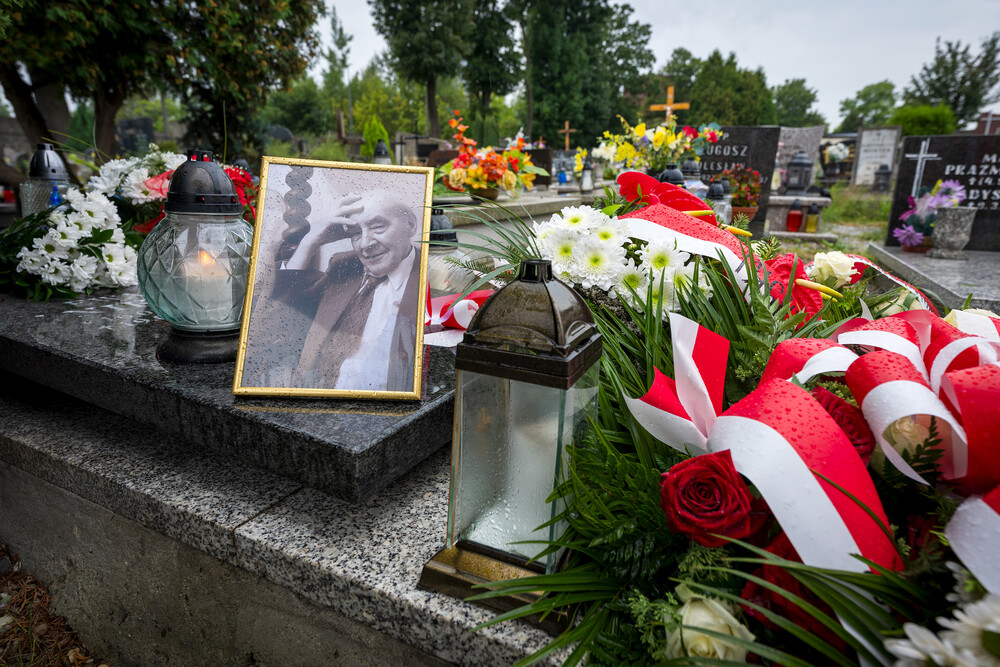 Uroczystość oznaczenia grobu śp. Janusza Nikodemskiego znakiem pamięci „Grób weterana walk o wolności niepodległość Polski” – w 80. rocznicę wybuchu Powstania Warszawskiego – Katowice, 1 sierpnia 2024. Fot.: IPN K. Łojko