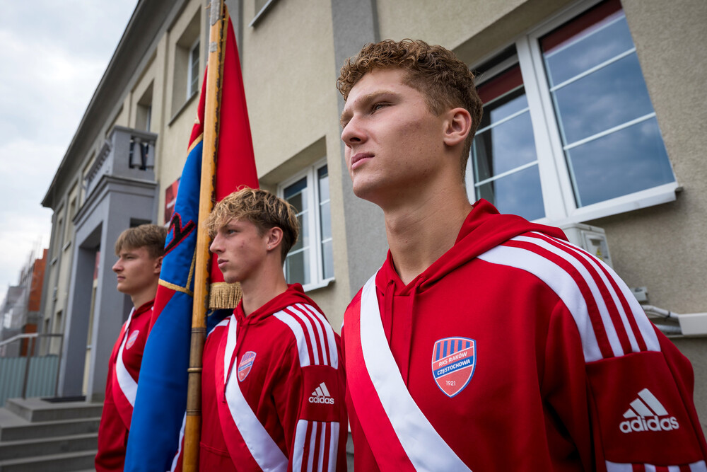 Odsłonięcie tablicy upamiętniającej Mariana Federaka – Częstochowa, 2 sierpnia 2024. Fot.: IPN K. Łojko