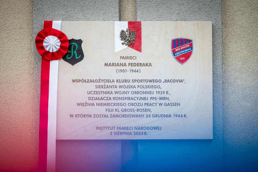 Odsłonięcie tablicy upamiętniającej Mariana Federaka – Częstochowa, 2 sierpnia 2024. Fot.: IPN K. Łojko