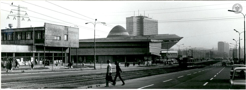 4 – widok na Spodek i Rondo od strony Koszutki, 1971 r. (IPN Ka 030/488, t. 4)