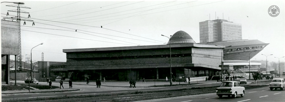 5 – widok na Spodek od strony Koszutki, 1971 r. (IPN Ka 030/488, t. 4)