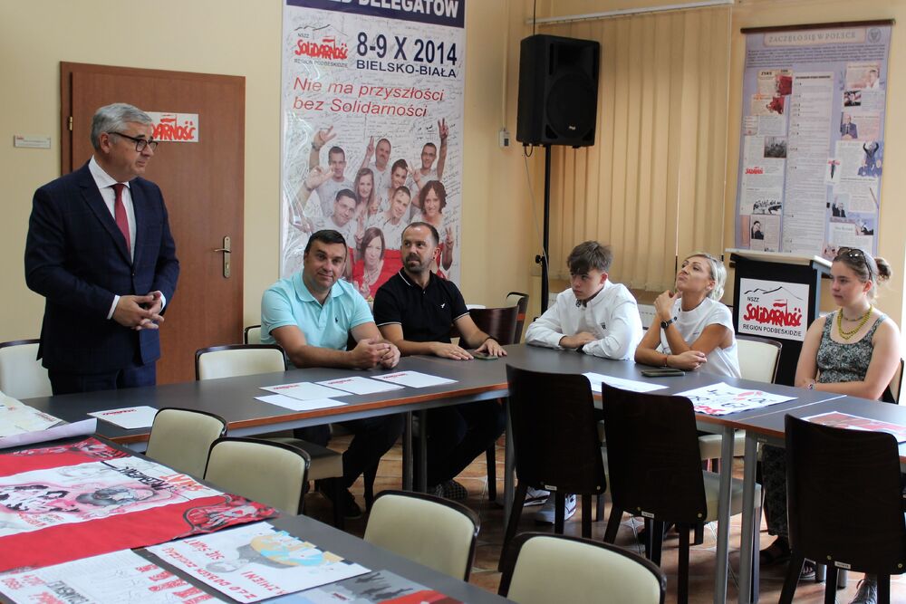 Podsumowanie trzeciej edycji konkursu plastycznego „Solidarność w oczach młodzieży”.