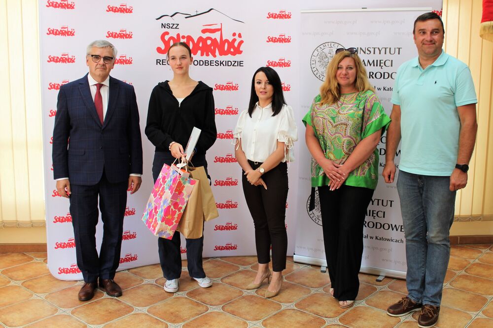 Podsumowanie trzeciej edycji konkursu plastycznego „Solidarność w oczach młodzieży”.