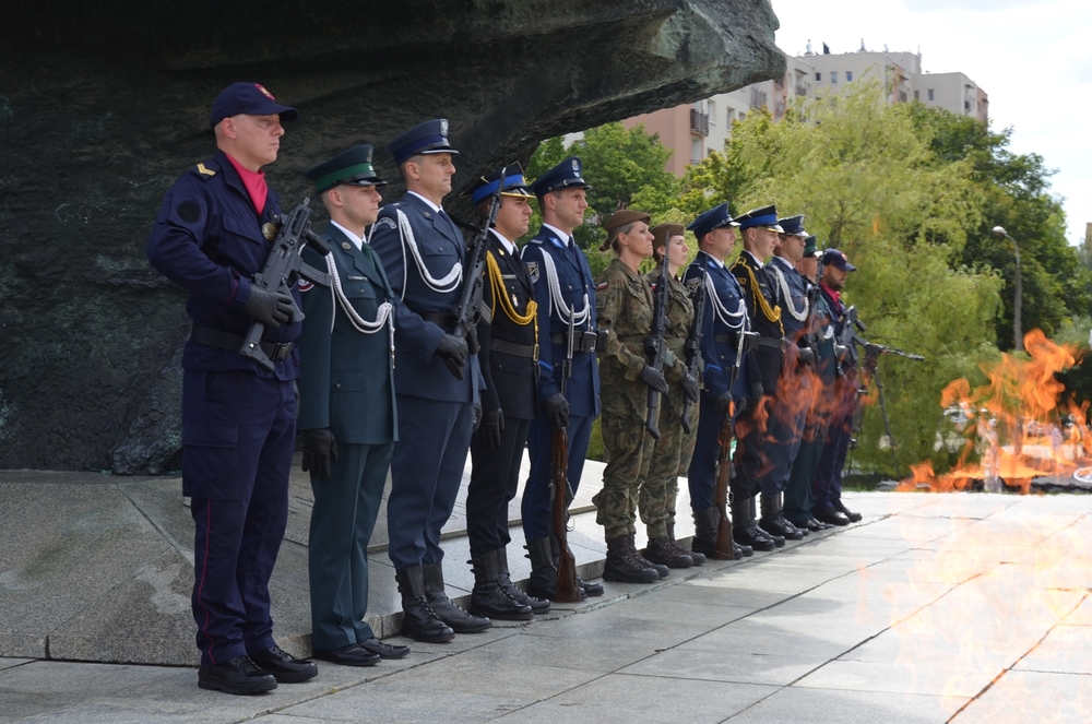Wojewódzkie obchody Święta Wojska Polskiego w Katowicach. Fot. Justyna Siedlecka/OISW Katowice