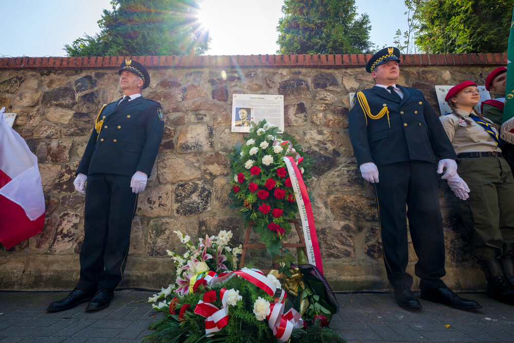 Odsłonięcie tablicy upamiętniającej Pawła Kubinę – Ruda Śląska, 28 sierpnia 2024. Fot.: IPN K. Łojko