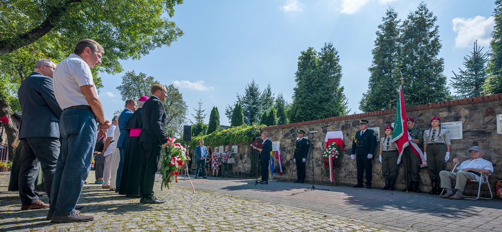 Odsłonięcie tablicy upamiętniającej Pawła Kubinę – Ruda Śląska, 28 sierpnia 2024. Fot.: IPN K. Łojko