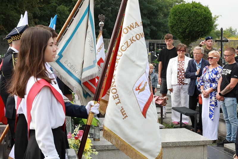 Upamiętniono Westerplatczyka Stanisława Bartochę w 85. rocznica wybuchu II wojny światowej. Fot. Mariusz Binkiewicz/UM w Sosnowcu