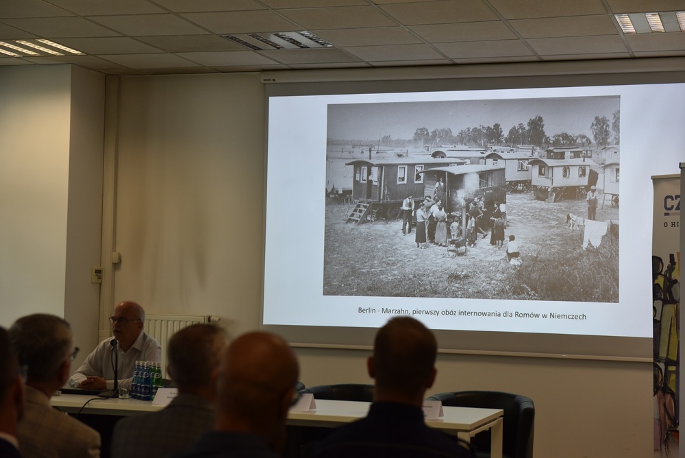 Konferencja historyczno-edukacyjna „Pamięć i Tożsamość - 80.rocznica zagłady Romów“. Fot. Monika Kobylańska/IPN