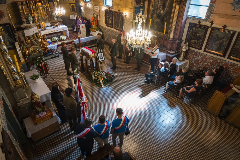 Uroczystości pogrzebowe Józefa Lewickiego, żołnierza VII Śląskiego Okręgu NSZ – Szczyrk, 6 września 2024. Fot.: IPN K. Łojko