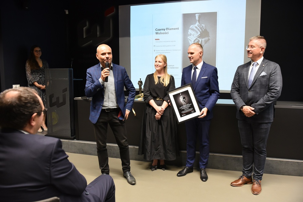 Katowicki Oddział IPN został uhonorowany nagrodą Czarny Diament Wolności. Fot. Monika Kobylańska/IPN