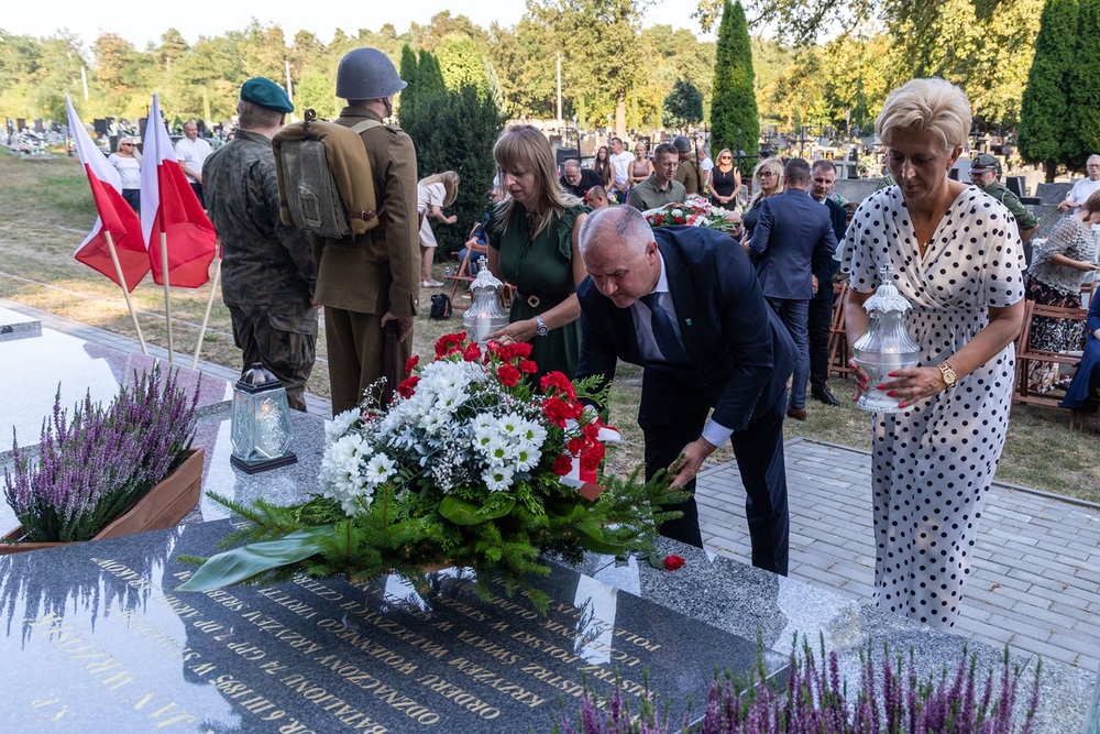 IV Święto Pułkowe 7 Pułku Artylerii Lekkiej i III Zjazd Rodzin Żołnierzy 7 Dywizji Piechoty Fot. Kinga Lis (IPN) i Michał Figzał (Stowarzyszenie Historyczne Reduta Częstochowa)