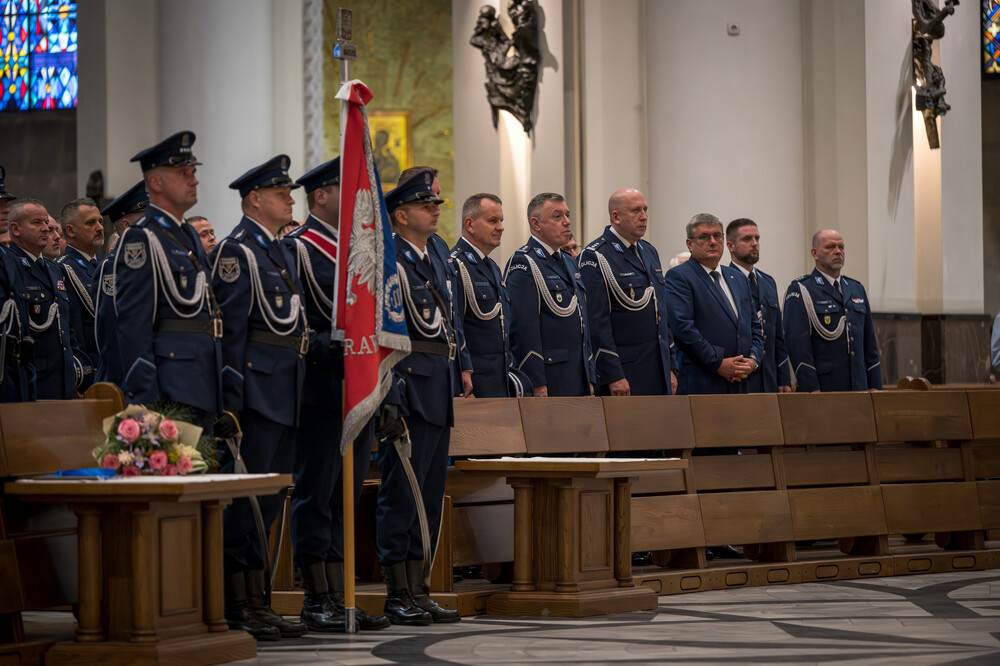 Oddział IPN w Katowicach został uhonorowany Medalem za Zasługi dla Ogólnopolskiego Stowarzyszenia „Rodzina Policyjna 1939 r.” z siedzibą w Katowicach – Katowice, 13 września 2024 r. Fot.: IPN K. Łojko
