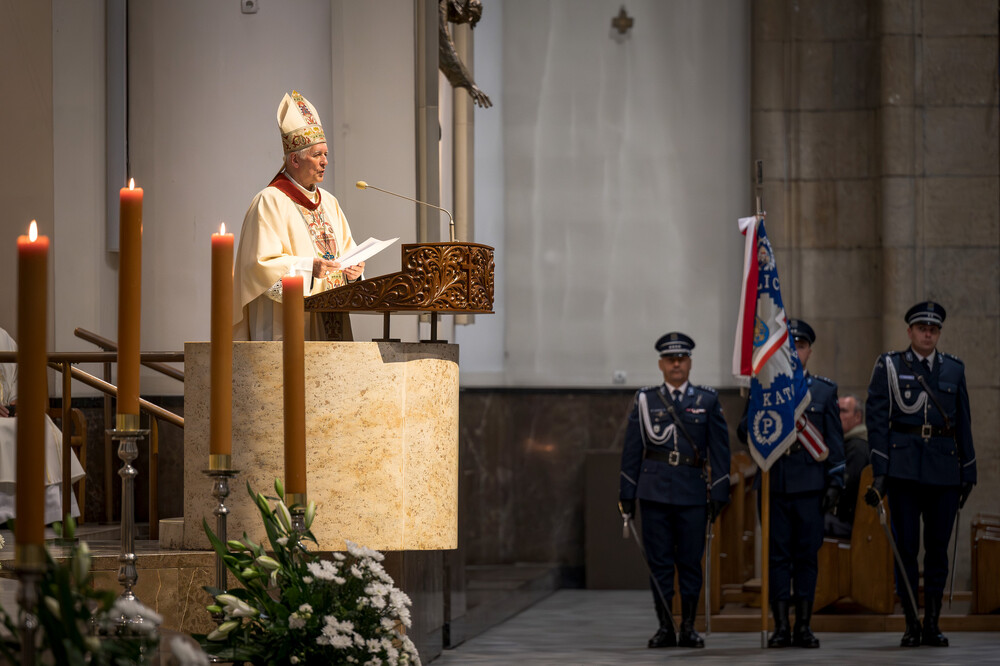 Oddział IPN w Katowicach został uhonorowany Medalem za Zasługi dla Ogólnopolskiego Stowarzyszenia „Rodzina Policyjna 1939 r.” z siedzibą w Katowicach – Katowice, 13 września 2024 r. Fot.: IPN K. Łojko