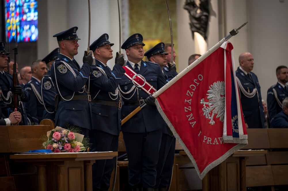 Oddział IPN w Katowicach został uhonorowany Medalem za Zasługi dla Ogólnopolskiego Stowarzyszenia „Rodzina Policyjna 1939 r.” z siedzibą w Katowicach – Katowice, 13 września 2024 r. Fot.: IPN K. Łojko