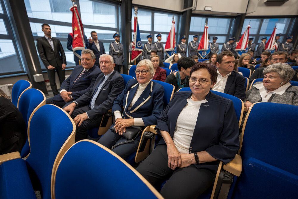 Oddział IPN w Katowicach został uhonorowany Medalem za Zasługi dla Ogólnopolskiego Stowarzyszenia „Rodzina Policyjna 1939 r.” z siedzibą w Katowicach – Katowice, 13 września 2024 r. Fot.: IPN K. Łojko