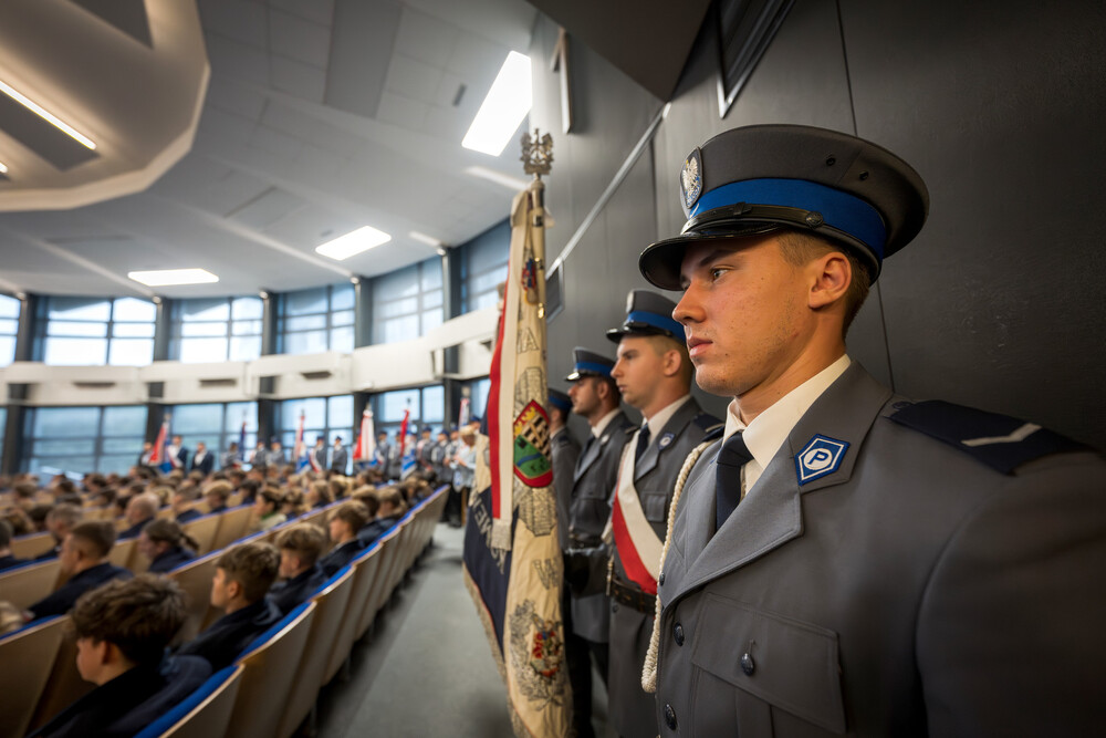 Oddział IPN w Katowicach został uhonorowany Medalem za Zasługi dla Ogólnopolskiego Stowarzyszenia „Rodzina Policyjna 1939 r.” z siedzibą w Katowicach – Katowice, 13 września 2024 r. Fot.: IPN K. Łojko
