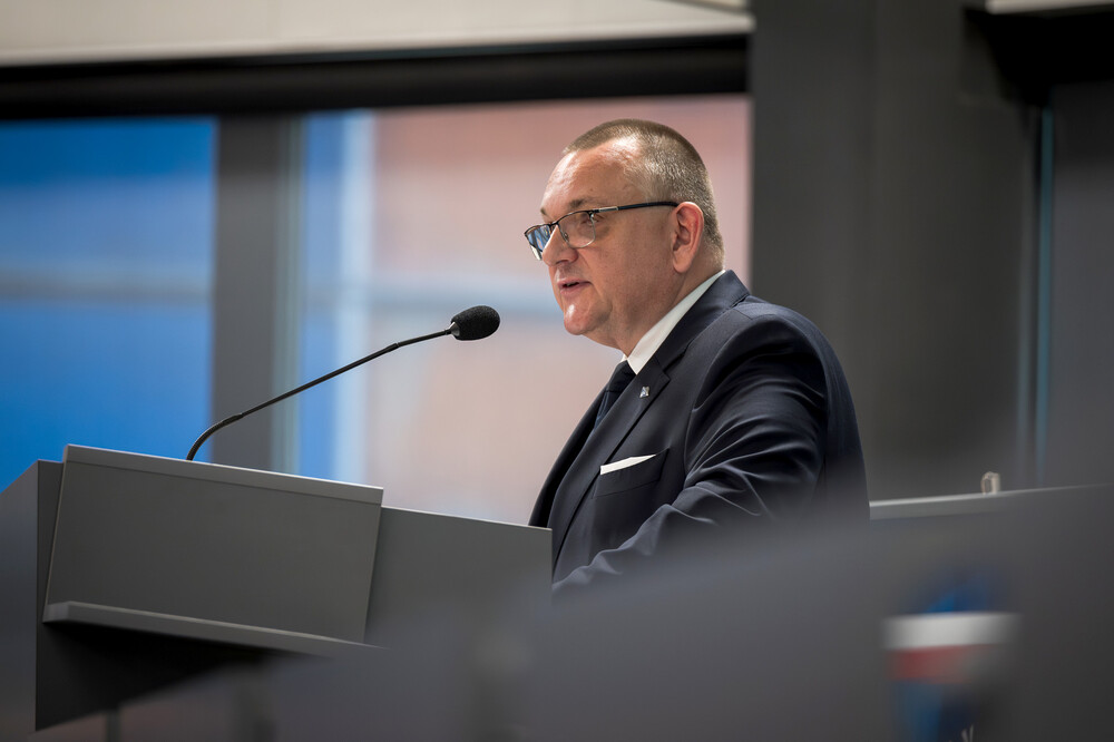 Oddział IPN w Katowicach został uhonorowany Medalem za Zasługi dla Ogólnopolskiego Stowarzyszenia „Rodzina Policyjna 1939 r.” z siedzibą w Katowicach – Katowice, 13 września 2024 r. Fot.: IPN K. Łojko