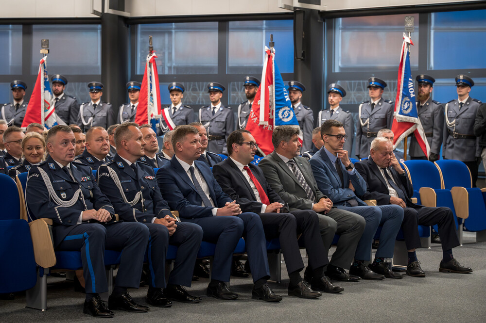 Oddział IPN w Katowicach został uhonorowany Medalem za Zasługi dla Ogólnopolskiego Stowarzyszenia „Rodzina Policyjna 1939 r.” z siedzibą w Katowicach – Katowice, 13 września 2024 r. Fot.: IPN K. Łojko