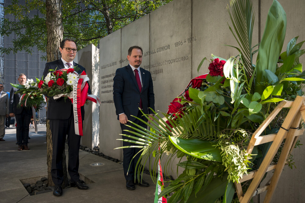 Uroczystość pod pomnikiem Henryka Sławika i Józsefa Antalla w Katowicach – 18 września 2024. Fot.: IPN K. Łojko