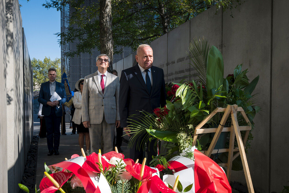 Uroczystość pod pomnikiem Henryka Sławika i Józsefa Antalla w Katowicach – 18 września 2024. Fot.: IPN K. Łojko